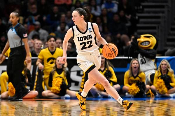 Caitlin Clark could have Tiger Woods-like effect on women’s basketball