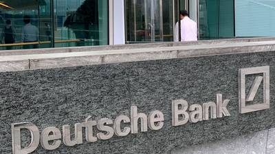 Deutsche Bank to transfer up to 800 staff to BNP
