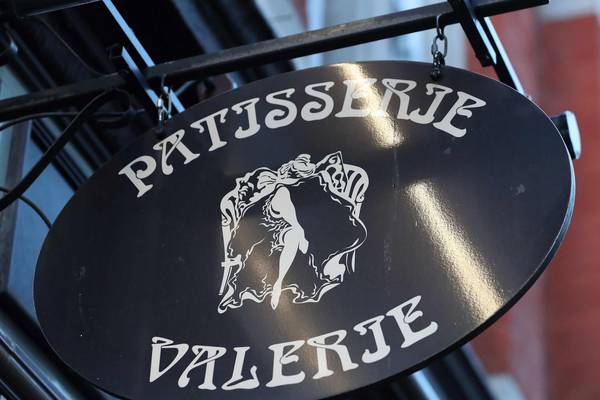 Patisserie Valerie attracts rescue bids