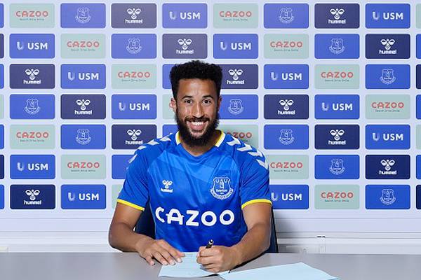 Everton sign Andros Townsend and Asmir Begovic