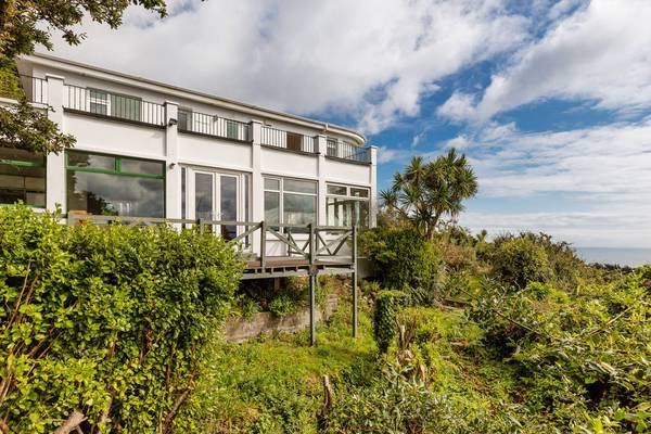 Art deco original with super sea views high on Howth Head for €1.7m