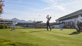 American trio in pole position after Phoenix Open first round