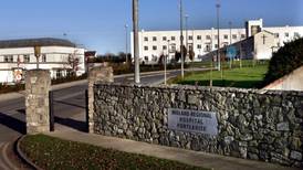 Hiqa report  on Midland Regional Hospital ‘highly unfair’ to staff, says  HSE chief