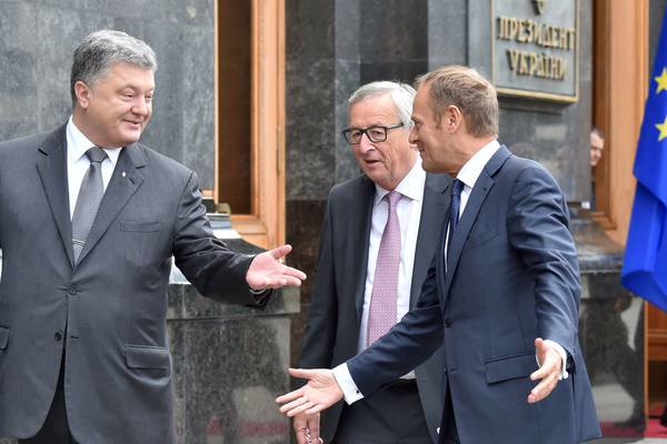 EU tells Ukraine to intensify anti-corruption efforts