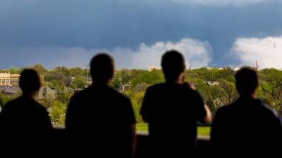Tornado strikes destroy hundreds of homes in the Midwest