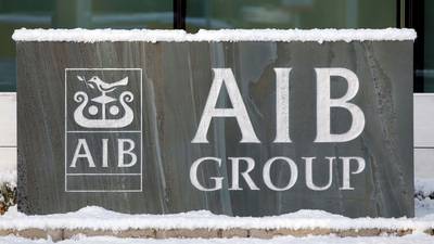 AIB and Bank of Ireland suspend shareholder dividends