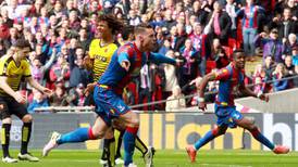 Crystal Palace hang on to set up United clash in FA Cup final