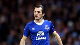 New Everton contracts for Gareth Barry, Leighton Baines and Mason Holgate