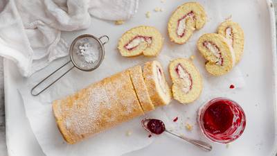 Britain wants to have its Swiss roll and eat it. Should Ireland stand in its way?