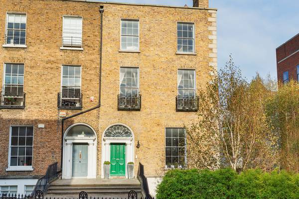 Georgian townhouse, a mews and an apartment for €3m in Dublin 2