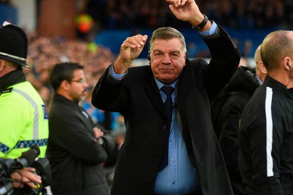 Premier League round-up: Sam Allardyce gets off to perfect start with Everton