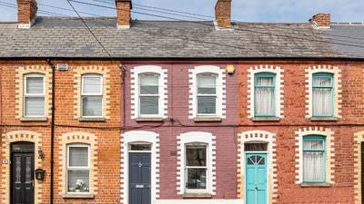 Quaint Ringsend mid-terrace with attic room for €425,000