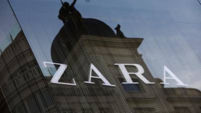 Zara owner Inditex hit by currency swings and warm weather