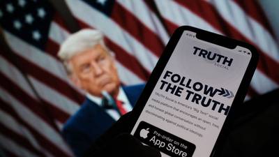 Trump to launch platform to rival Twitter and Facebook