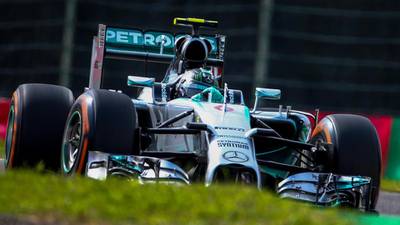 Nico Rosberg claims valuable pole in Japan