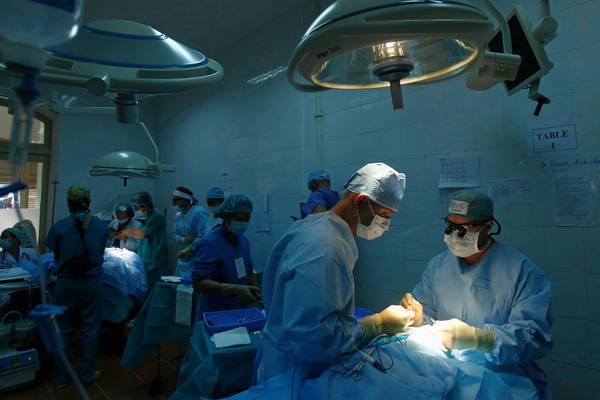 Hospitals hiring doctors without specialist skill, say consultants