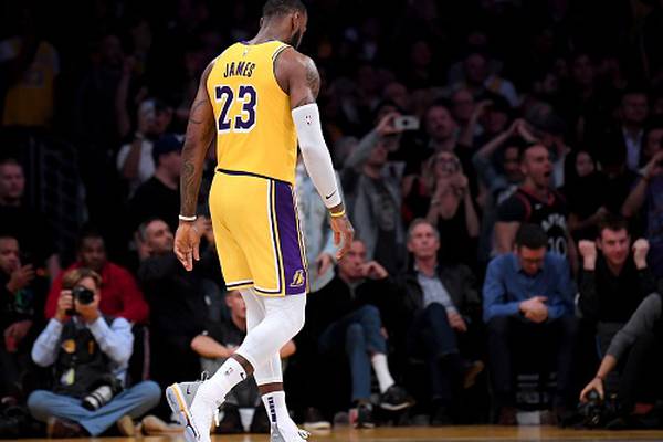 LeBron’s Lakers still winless as Spurs strike in overtime