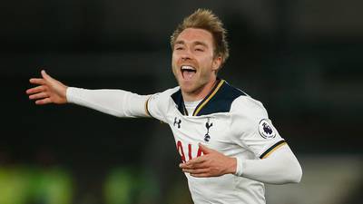 Christian Eriksen strike keeps Spurs on the heels of Chelsea