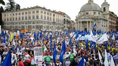 Italy on a knife edge as Renzi takes control