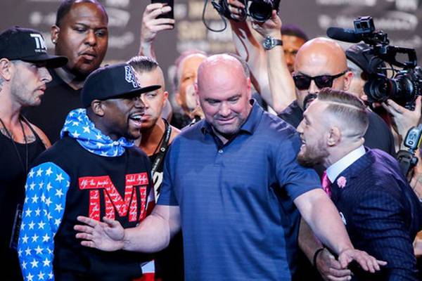 Floyd Mayweather gives Conor McGregor a fighting chance