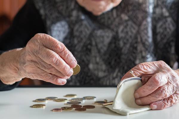 FG and FF back transition payment for persons retiring before to right to State pension