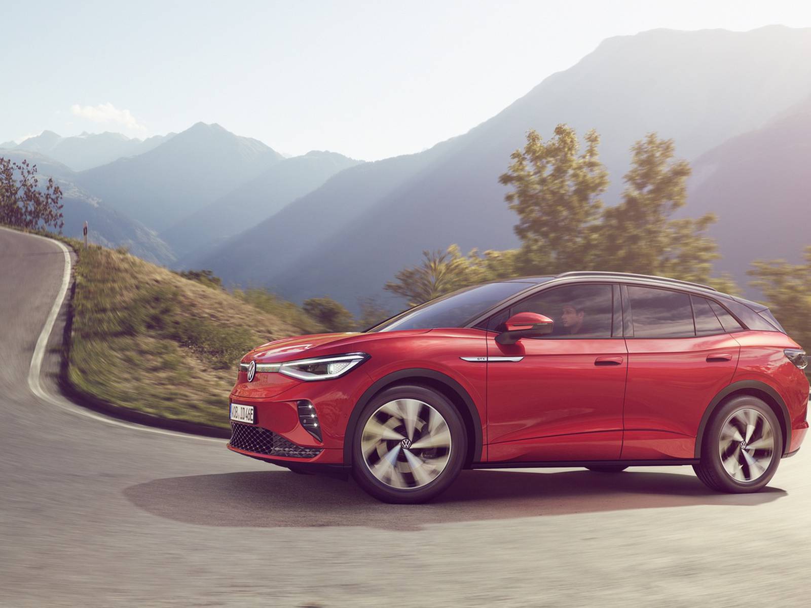VW kicks off its high-performance electric family with ID.4 GTX – The Irish  Times