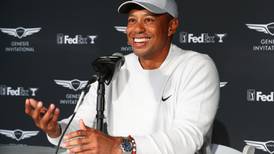 Woods hints he would back professionals and amateurs using different equipment