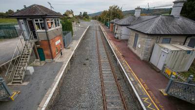 Carrick-on-Suir: Rail station  unused due to   unreliable timetable