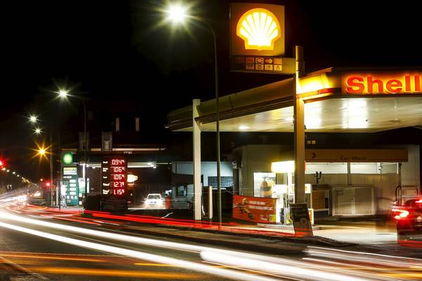 Shell’s  fourth-quarter profits miss analysts’ estimates