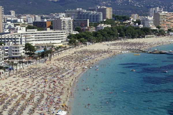 Irish man dies after falling from Magaluf building, reports claim