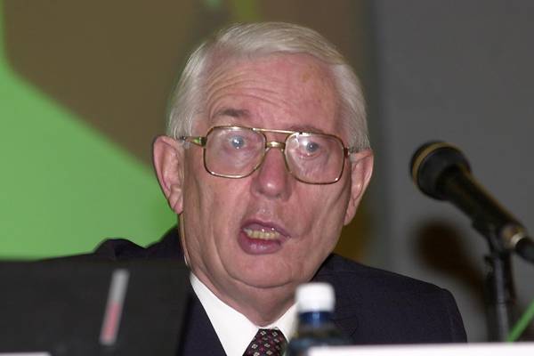 Tony Barry, former CRH chief executive and Ibec president, dies