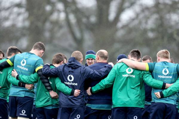 Johnny Sexton back at 10 as Ireland announce starting XV