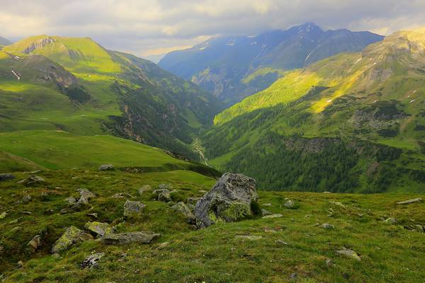 Five mountain climbers die in Austrian Alps
