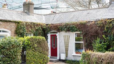Stylish converted cottage with Aviva backdrop for €800,000