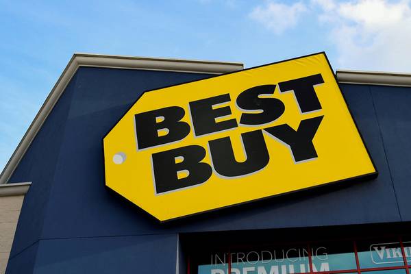 Slowing online sales hurt Best Buy’s Q2, shares drop