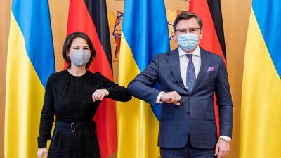 Germany’s Green foreign minister thrown into deep end with Ukraine