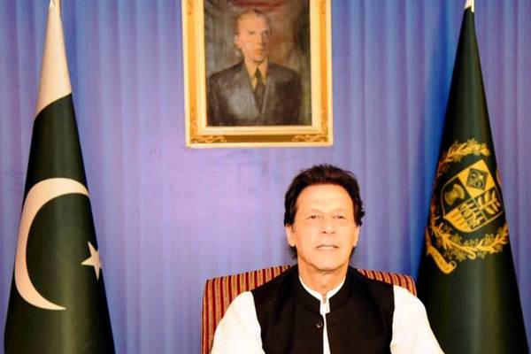 India extends olive branch to new Pakistan PM Imran Khan
