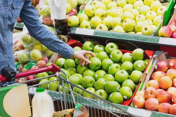 Why are Irish supermarkets selling apples from Chile, South Africa and New Zealand?