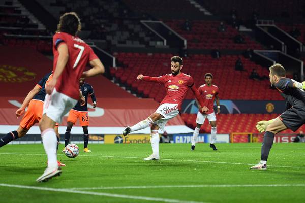 Fernandes on the double as Manchester United get their revenge