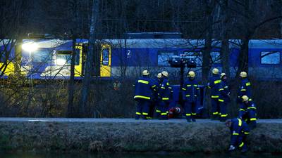 Inquiry under way after 10 die in head-on Bavaria train crash