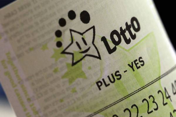 National Lottery not undermined by online rivals, says report