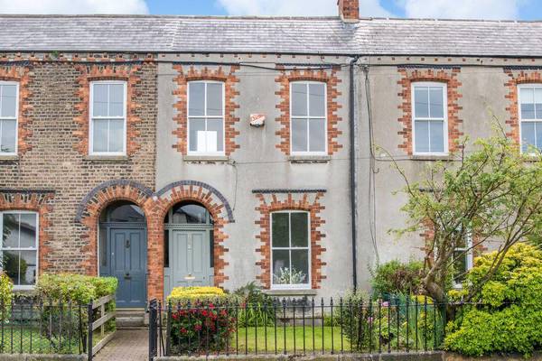 Victorian original in D4 with add-on premises for €725K