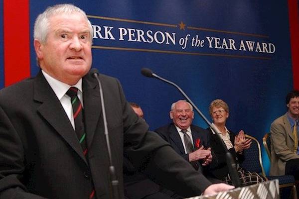 Roy Keane’s father Mossie dies in Cork hospital