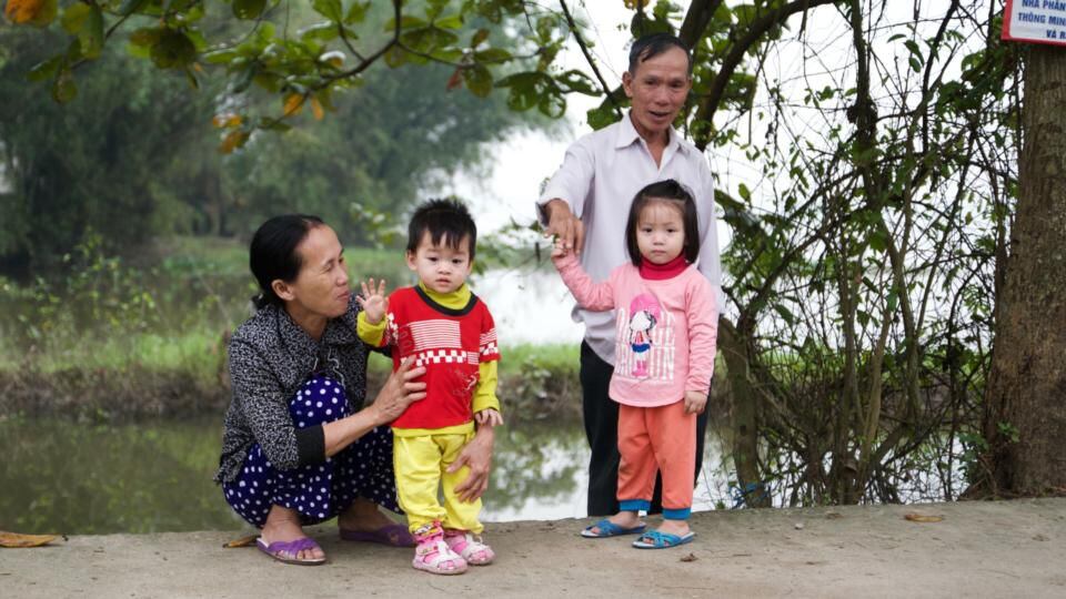 Small shoulders: The children forced to work in Vietnam – The Irish Times