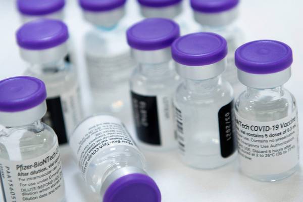 Pfizer expects €12.5bn in Covid vaccine revenue this year