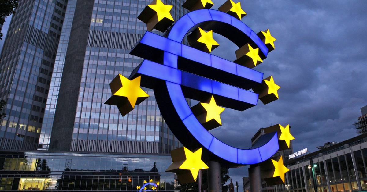 L’inflation dans la zone euro diminue mais l’économie se contracte, augmentant le risque de récession