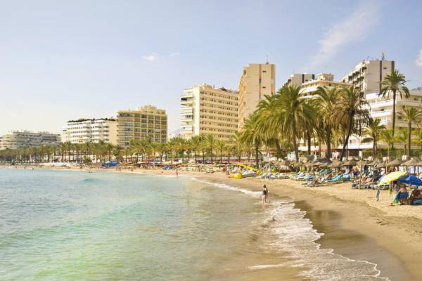 Spain says vaccinated holidaymakers can visit from June 7th