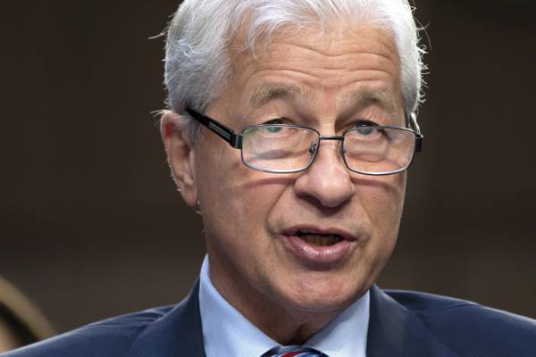 Jamie Dimon says JPMorgan will pick a new chief executive within five years