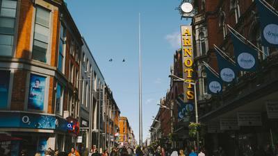 How the Spire sways with the wind but stays upright