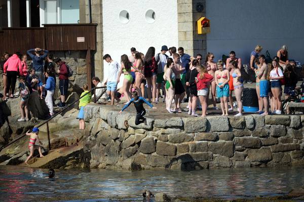 Sandycove beach re-opened to swimmers as water returns to normal